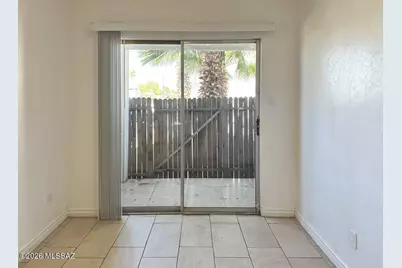 1620 N Wilmot Road #UNIT P187, Tucson, AZ 85712 - Photo 5