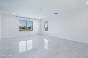 12090 N Goldenview Ln, Marana, AZ 85653 - Photo 11