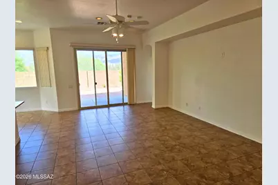 9579 E Corte Del Sol Brillante, Tucson, AZ 85748 - Photo 11
