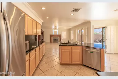 2196 E Rio Vistoso Lane, Oro Valley, AZ 85755 - Photo 9