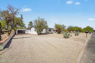 2551 E Monte Vista Dr, Tucson, AZ 85716 - Photo 3