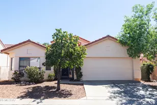 11146 N Desert Flower Dr, Tucson, AZ 85737 - Photo 1