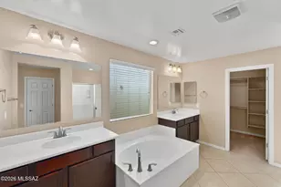 11348 E Fleeting Sunset Trail, Tucson, AZ 85747 - Photo 19