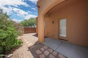 665 E Weckl Pl, Tucson, AZ 85704 - Photo 7