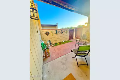 8110 E Rivenoak Circle, Tucson, AZ 85715 - Photo 23
