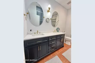 8110 E Rivenoak Circle, Tucson, AZ 85715 - Photo 15