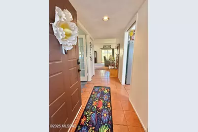 8110 E Rivenoak Circle, Tucson, AZ 85715 - Photo 3