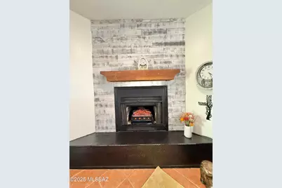 8110 E Rivenoak Circle, Tucson, AZ 85715 - Photo 9