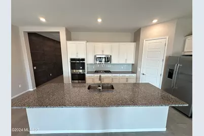 12474 N Appling Avenue, Marana, AZ 85653 - Photo 11