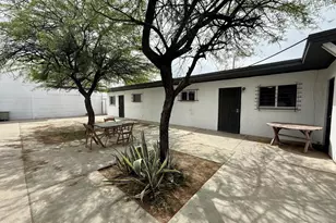 3564 E Kleindale Rd, Tucson, AZ 85716 - Photo 3