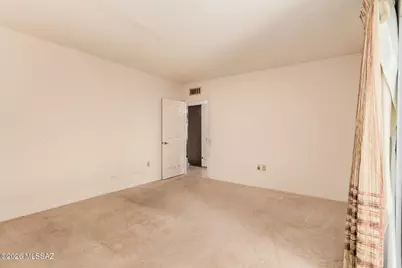 1409 W Calle Mendoza, Green Valley, AZ 85622 - Photo 19