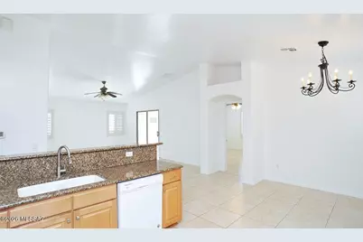 5493 W Silent Dove Way, Marana, AZ 85658 - Photo 15