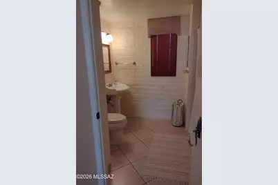 360 S Paseo Pena #B, Green Valley, AZ 85614 - Photo 13