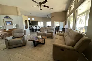 990 W Silver Spring Pl, Oro Valley, AZ 85755 - Photo 7