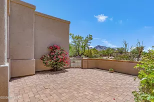 990 W Silver Spring Pl, Oro Valley, AZ 85755 - Photo 5