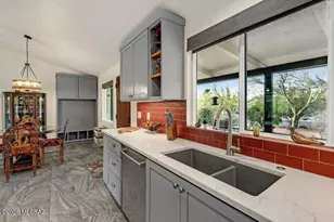 2201 S Diamond Bar Ln, Tucson, AZ 85713 - Photo 15