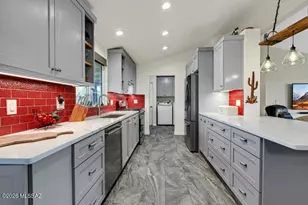 2201 S Diamond Bar Ln, Tucson, AZ 85713 - Photo 11