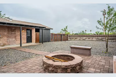 2203 N Flores Drive, Tucson, AZ 85705 - Photo 17