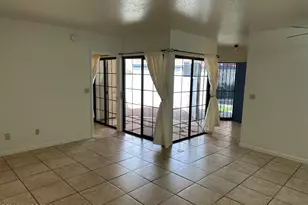 4279 N River Grove Cir, Tucson, AZ 85719 - Photo 3