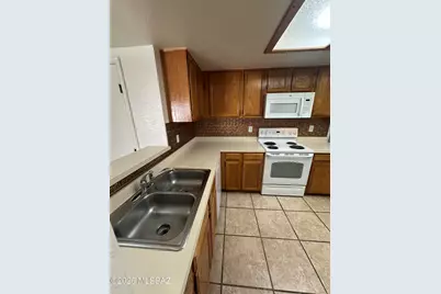 4279 N River Grove Circle #APT 127, Tucson, AZ 85719 - Photo 7