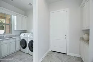 261 E Placita Haciendas del Lago, Sahuarita, AZ 85629 - Photo 33