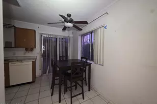 211 W Roger Rd, Tucson, AZ 85705 - Photo 7