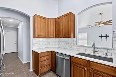 10529 E Ottoman Drive, Tucson, AZ 85747 - Photo 9