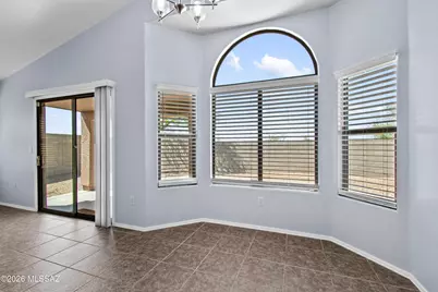 10529 E Ottoman Drive, Tucson, AZ 85747 - Photo 11