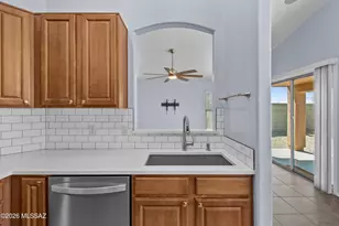 10529 E Ottoman Dr, Tucson, AZ 85747 - Photo 13