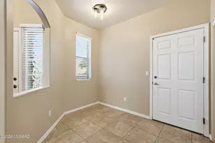 525 W Deerview Ct, Green Valley, AZ 85614 - Photo 11