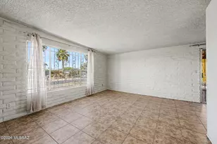 352 W Marcus Dr, Tucson, AZ 85756 - Photo 7