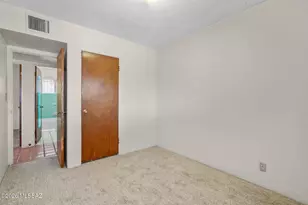 5742 E Fairmount St, Tucson, AZ 85712 - Photo 15