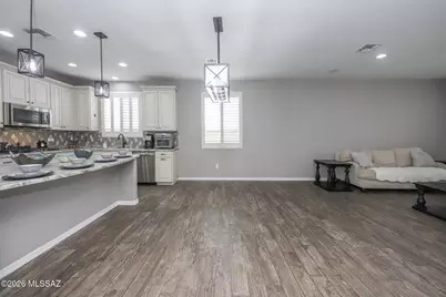 9496 S Horned Lizard Circle, Tucson, AZ 85747 - Photo 11