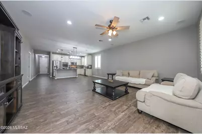 9496 S Horned Lizard Circle, Tucson, AZ 85747 - Photo 11