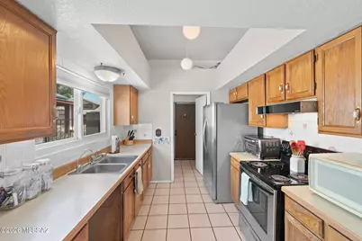 5422 S Newhall Drive, Tucson, AZ 85746 - Photo 13