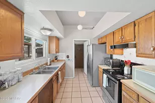 5422 S Newhall Dr, Tucson, AZ 85746 - Photo 13