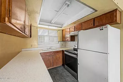 7518 E 31st Street, Tucson, AZ 85710 - Photo 9