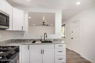 4020 E 27th St, Tucson, AZ 85711 - Photo 13