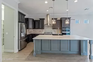 2447 N Wychwood Ct, Tucson, AZ 85749 - Photo 11