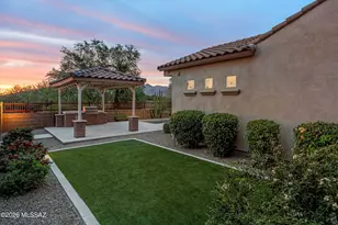 2447 N Wychwood Ct, Tucson, AZ 85749 - Photo 43