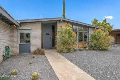1802 S Palm Springs Circle, Tucson, AZ 85710 - Photo 3