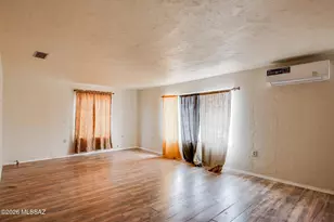 12280 W Daviti Ln, Tucson, AZ 85736 - Photo 9