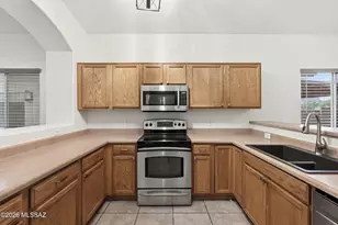 9557 N Englewood Dr, Tucson, AZ 85743 - Photo 9