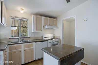 1860 W Alsis Lane, Tucson, AZ 85705 - Photo 19