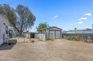 1860 W Alsis Ln, Tucson, AZ 85705 - Photo 5