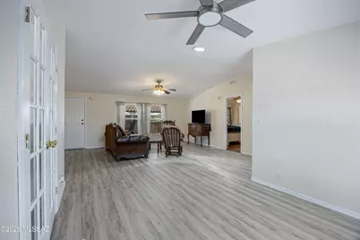 1860 W Alsis Lane, Tucson, AZ 85705 - Photo 15