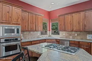 9778 N Sumter Ct, Tucson, AZ 85742 - Photo 19
