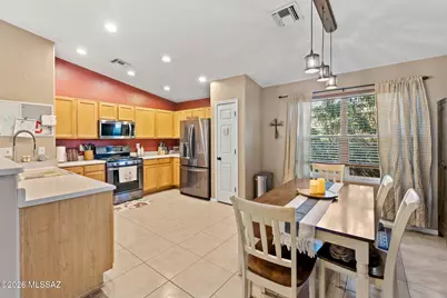 7079 W Harcuvar Drive, Tucson, AZ 85743 - Photo 11