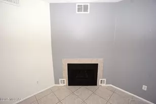 2601 W Broadway Blvd, Tucson, AZ 85745 - Photo 9