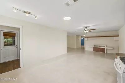2900 W Bayleaf Drive, Tucson, AZ 85741 - Photo 9
